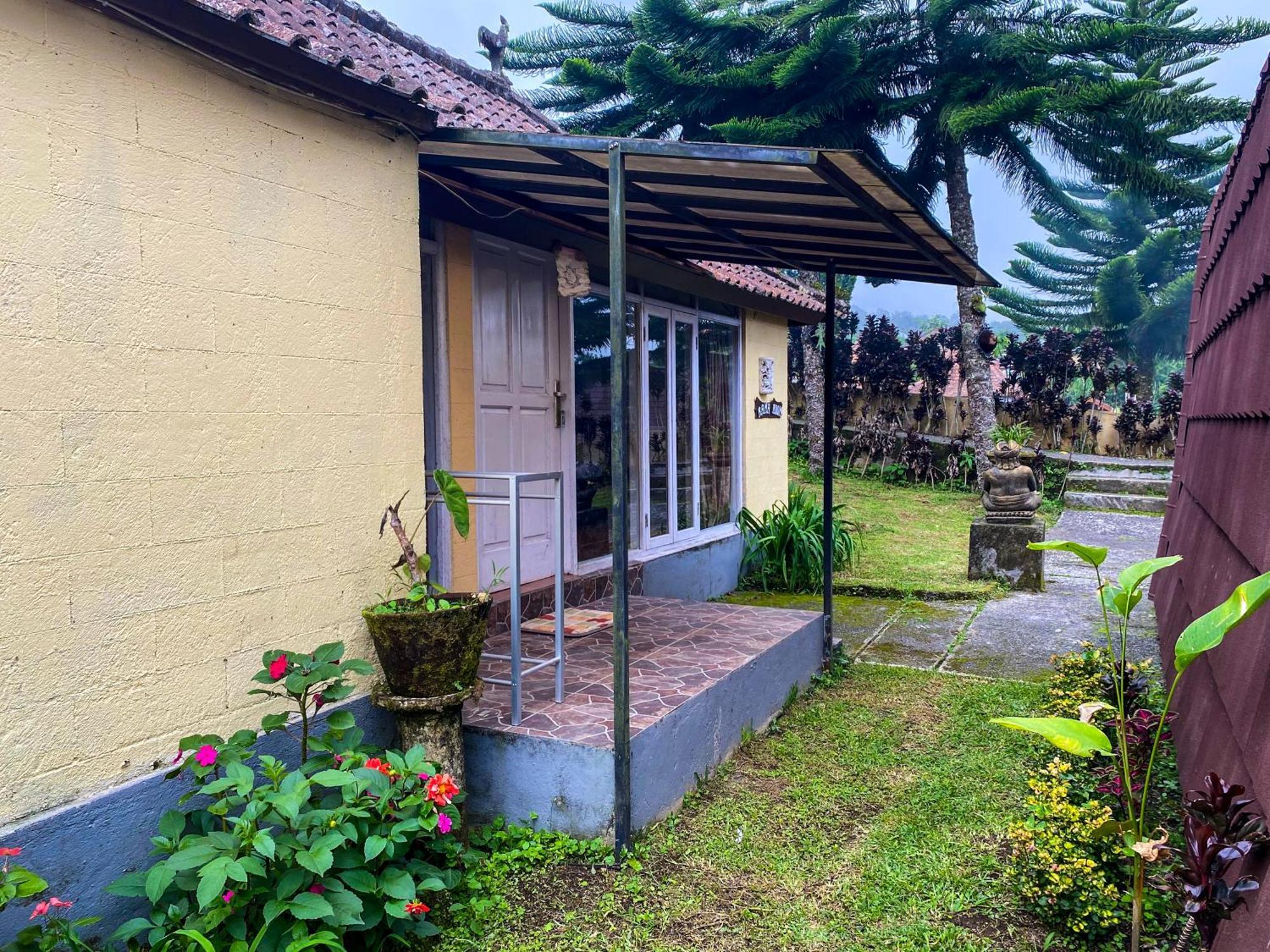 Tunjung Sari Villa Bedugul Bedugul  Exterior photo
